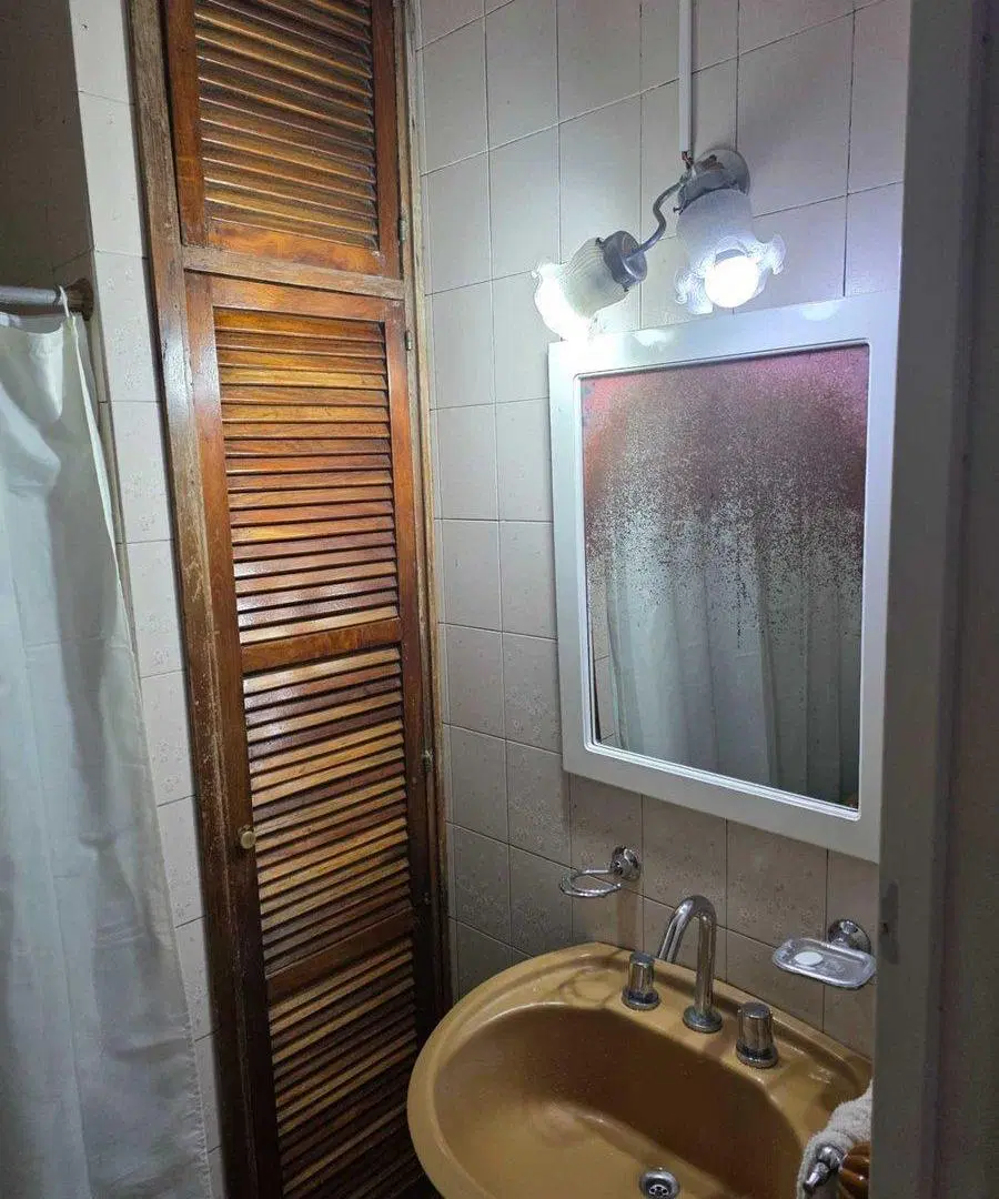 VENTA CASA CON QUINCHO Y PILETA JOSE C PAZ 5
