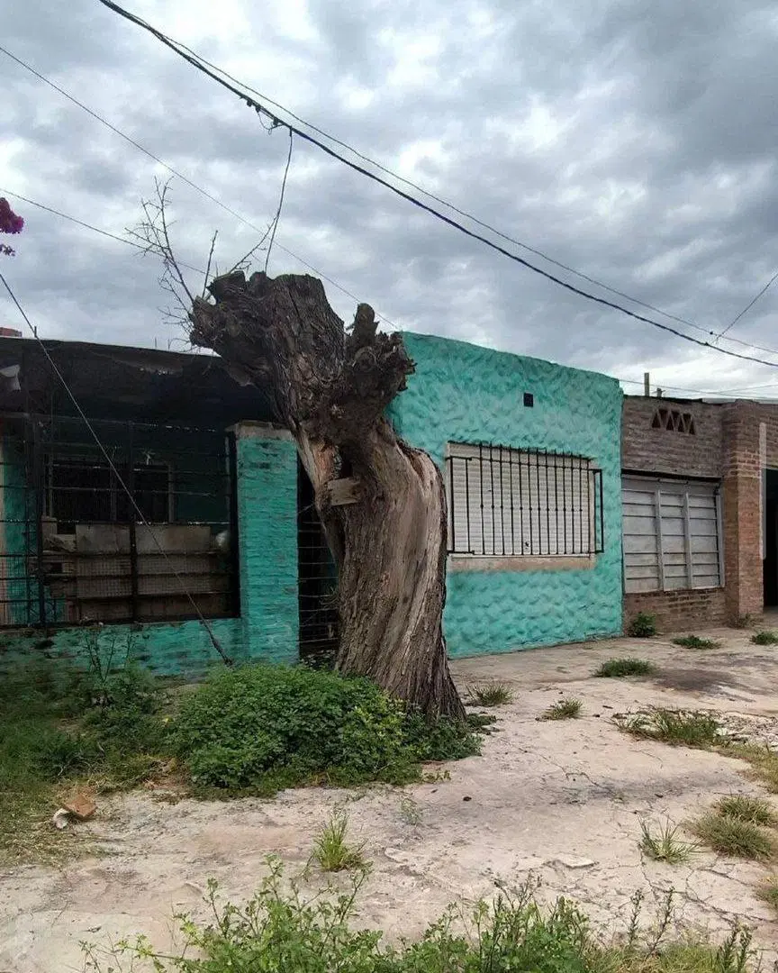 Venta Galpon o  Local mas Vivienda La Loma Lujan 5