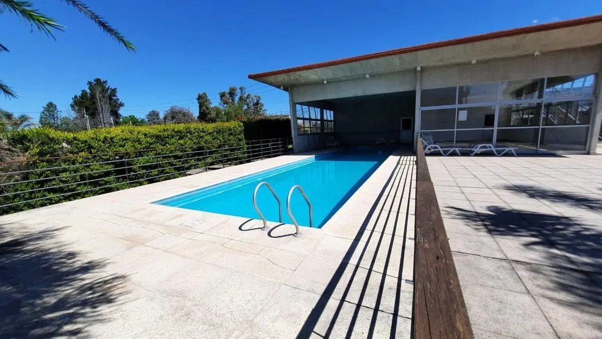 VENTA DEPARTAMENTO 2 AMBIENTES PILAR COCHERA 5