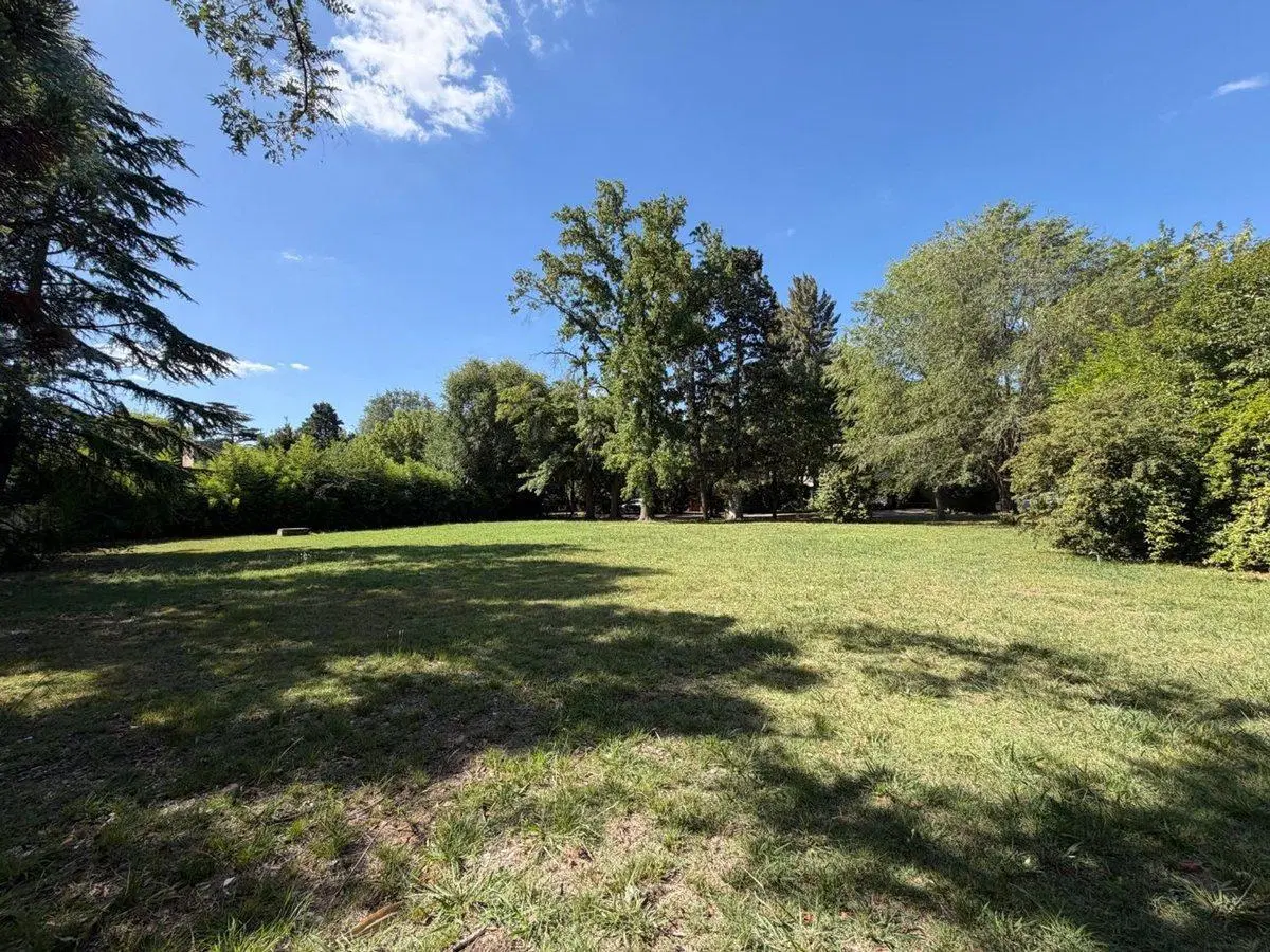 VENTA TERRENO 1654 M2 HIGHLAND PARK 3