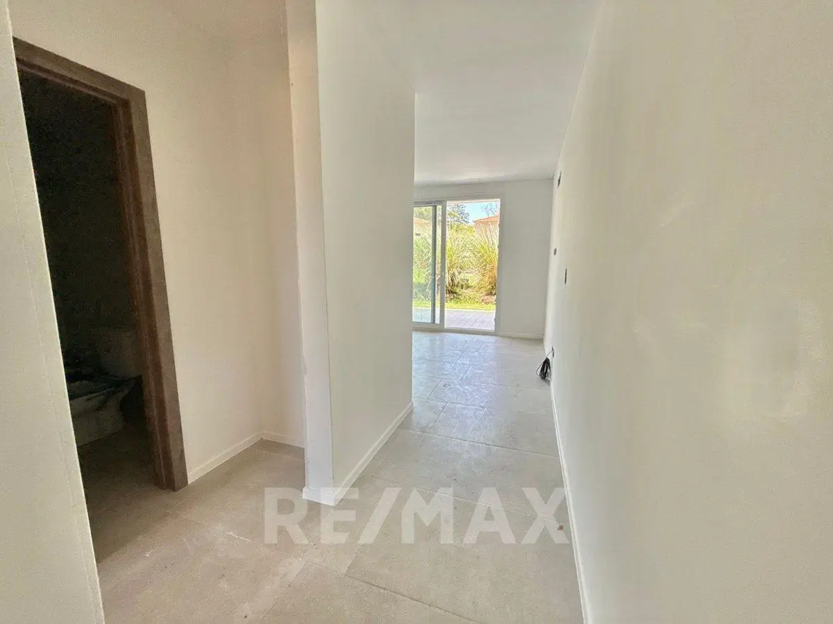 VENTA DPTO 2AMB JARDIN A ESTRENAR SARAVI VILLAGE 5