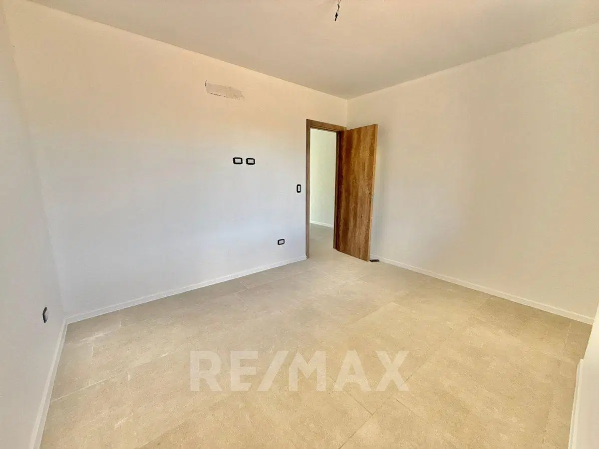 VENTA DPTO 2AMB JARDIN A ESTRENAR SARAVI VILLAGE 4