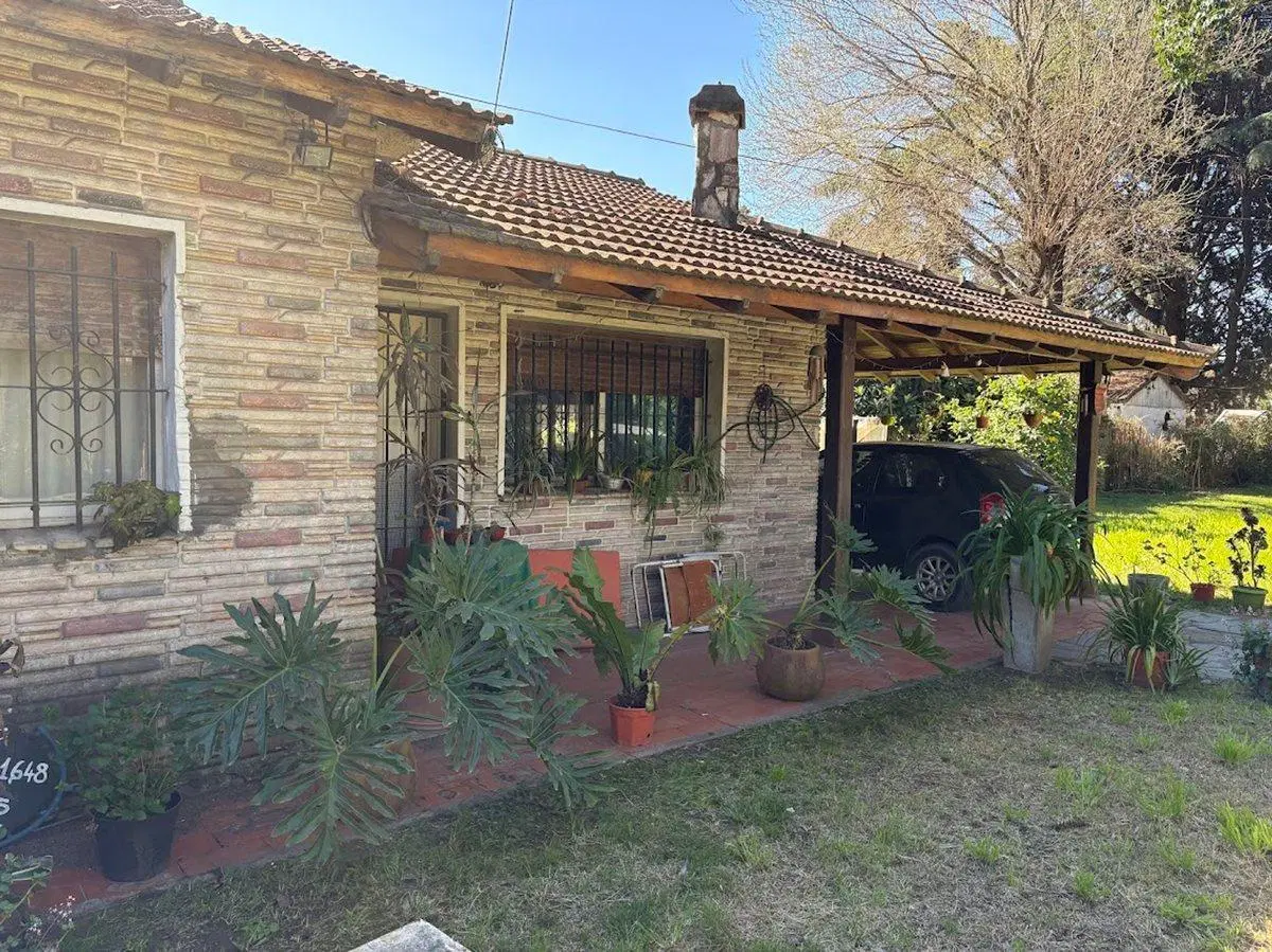 Venta de Casaquinta con pileta en Tortuguitas 5