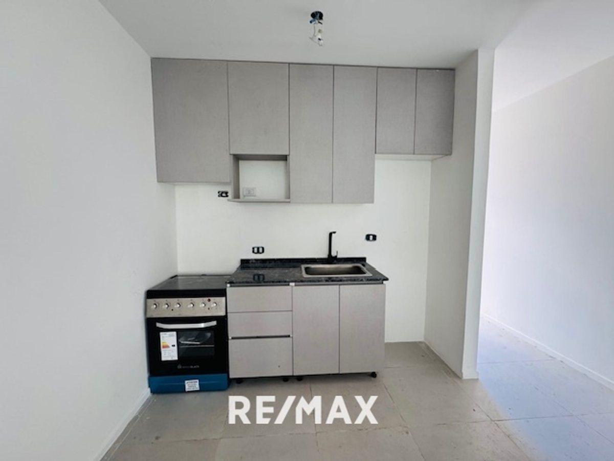 VENTA DPTO MONO CON JARDIN CHIC PILAR FINANCIAC.