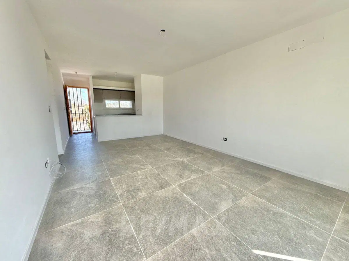 VENTA DPTO 3 AMB A ESTRENAR SARAVI PILAR 5