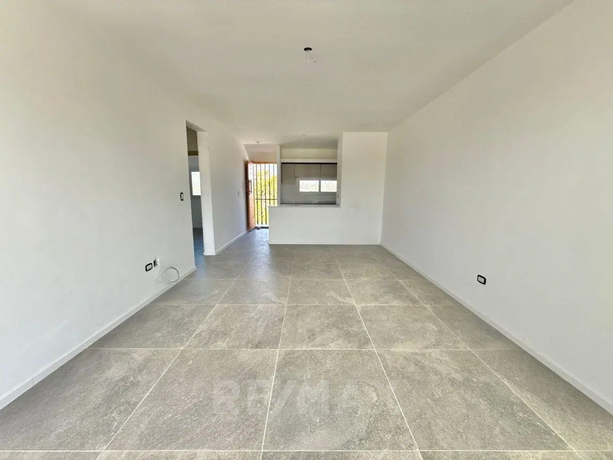 VENTA DPTO 3 AMB A ESTRENAR SARAVI PILAR 4