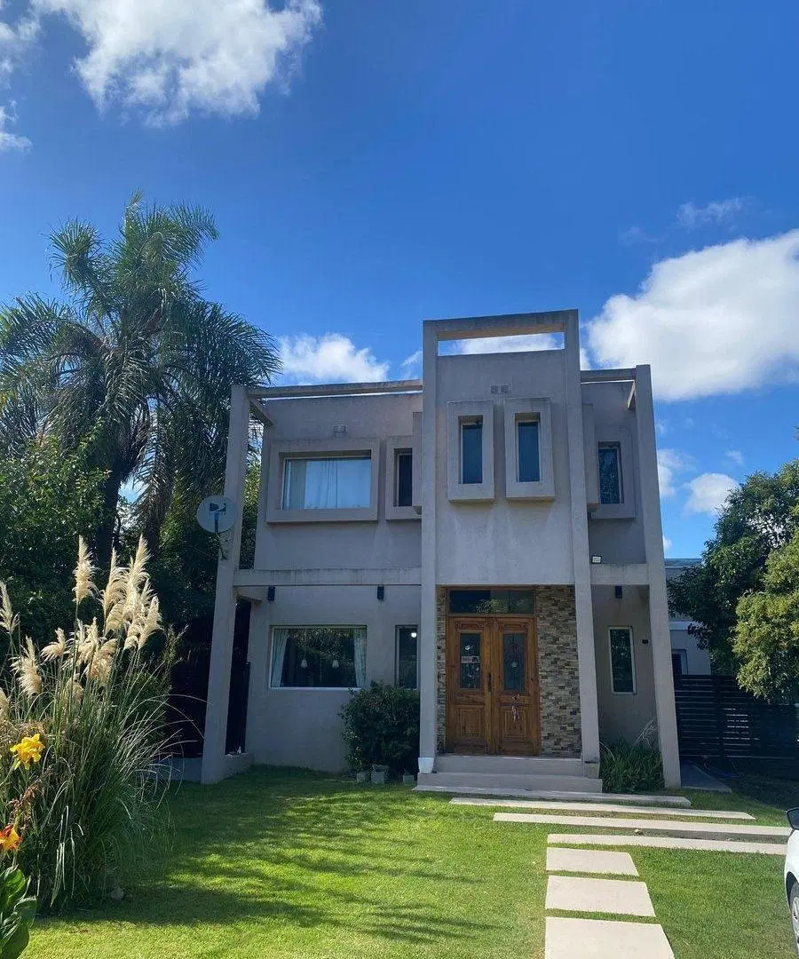 Venta Casa en Pilar en Las Brisas Country Club 5