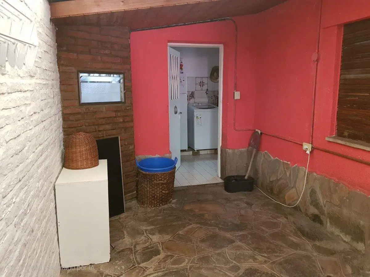 Casa en venta con Gran terreno en José C Paz 3