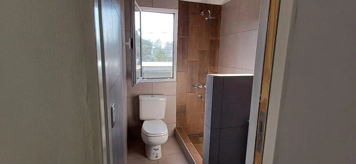 Hermosa casa con pileta en venta Parque  Sakura 4