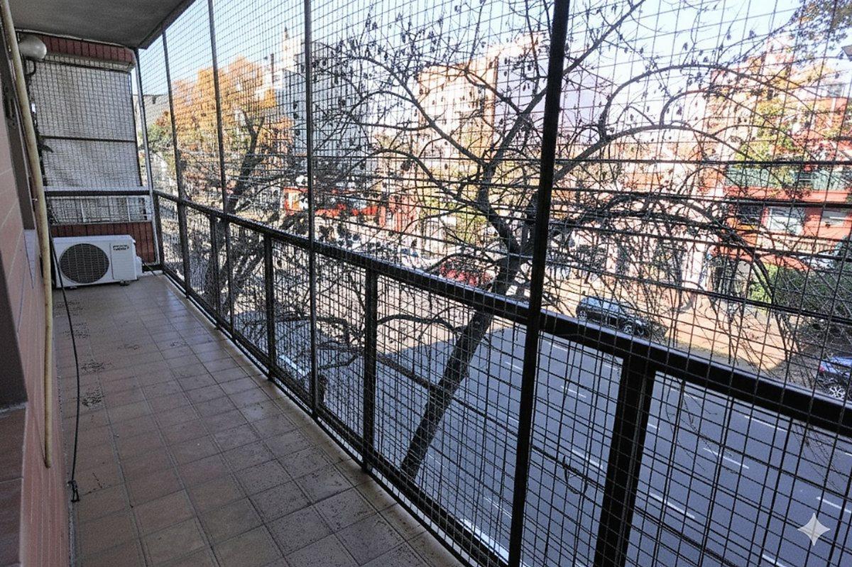 VENTA DEPARTAMENTO 4 AMBIENTES EN FLORESTA