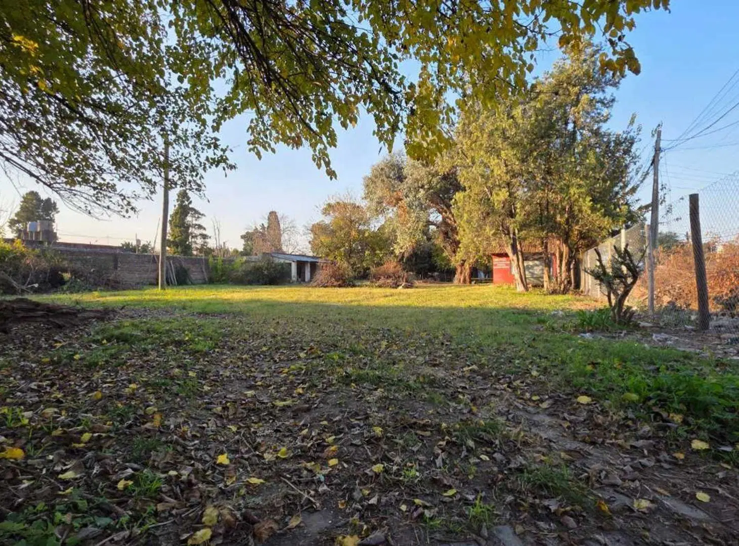 VENTA LOTE 1472M2 CALLE ACCESO A HIGHLAND DEL VISO 5