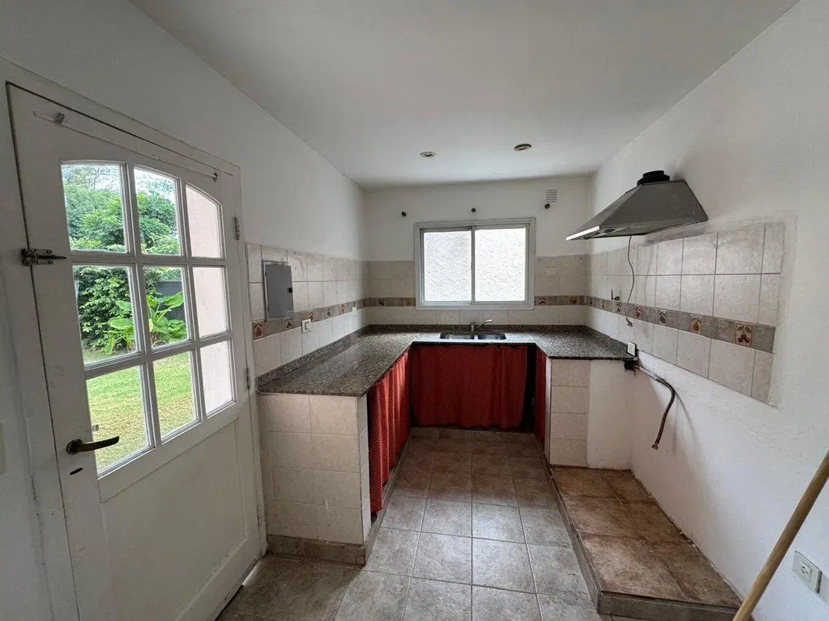 Casa en Venta en el Centro de Capilla del Señor 4