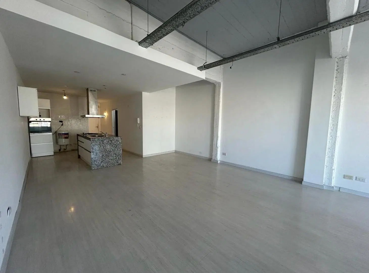 VENTA MONOAMBIENTE EN V. URQUIZA BCON COCH AMENIT 2