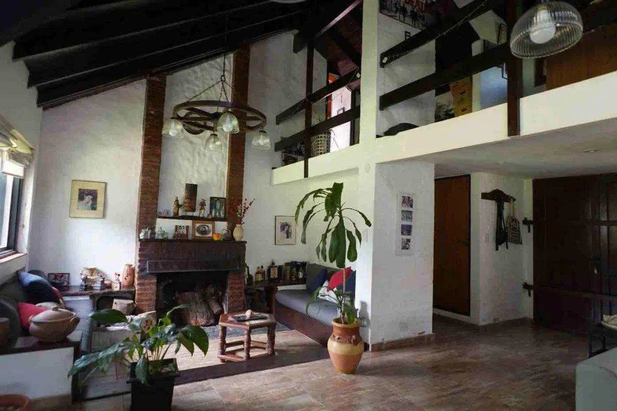 VENTA CASA 5 AMB  PILETA MANUEL ALBERTI PILAR 4