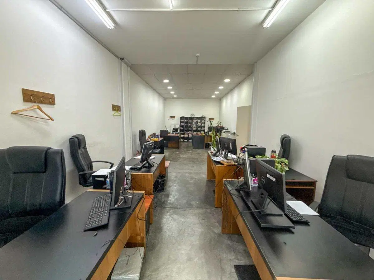 OFICINAS EN VENTA SOBRE RUTA 8, PILAR 4