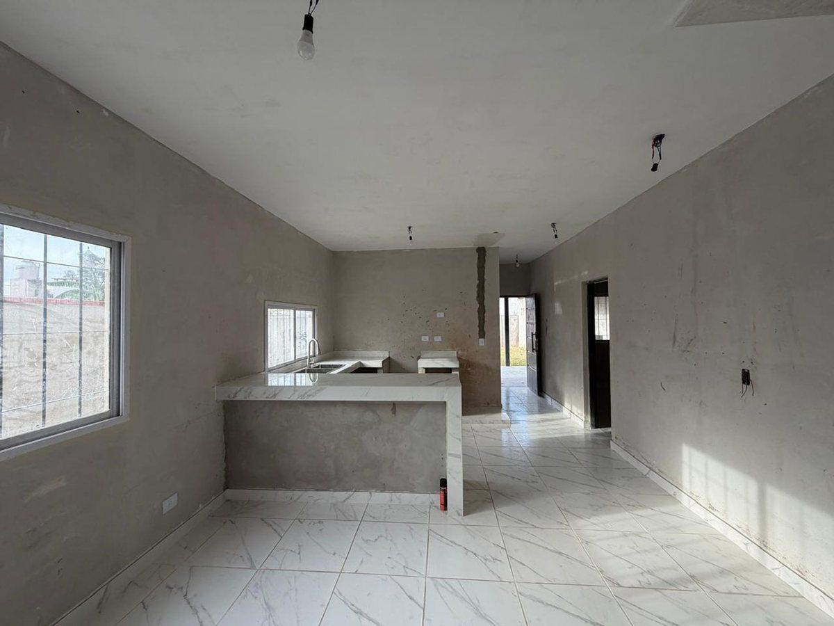 Foto de VENTA CASA 6 AMBIENTES EN LA LONJA PILAR, imagen 1