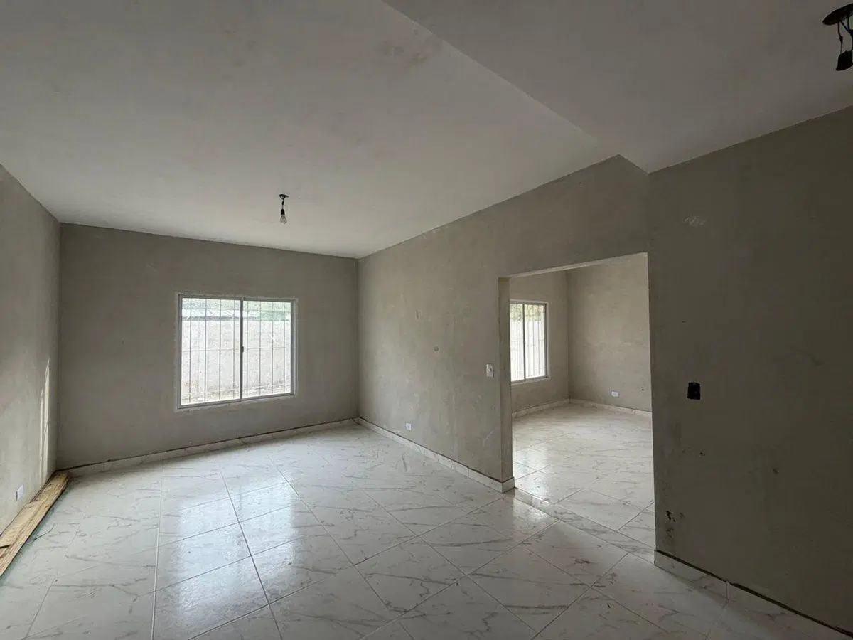VENTA CASA 6 AMBIENTES EN LA LONJA PILAR 3