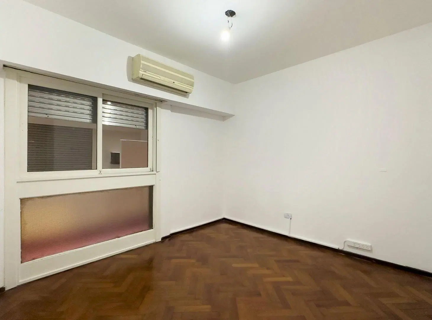 VENTA DEPARTAMENTO 3 AMB Y DEPENDENCIA BALVANERA 2