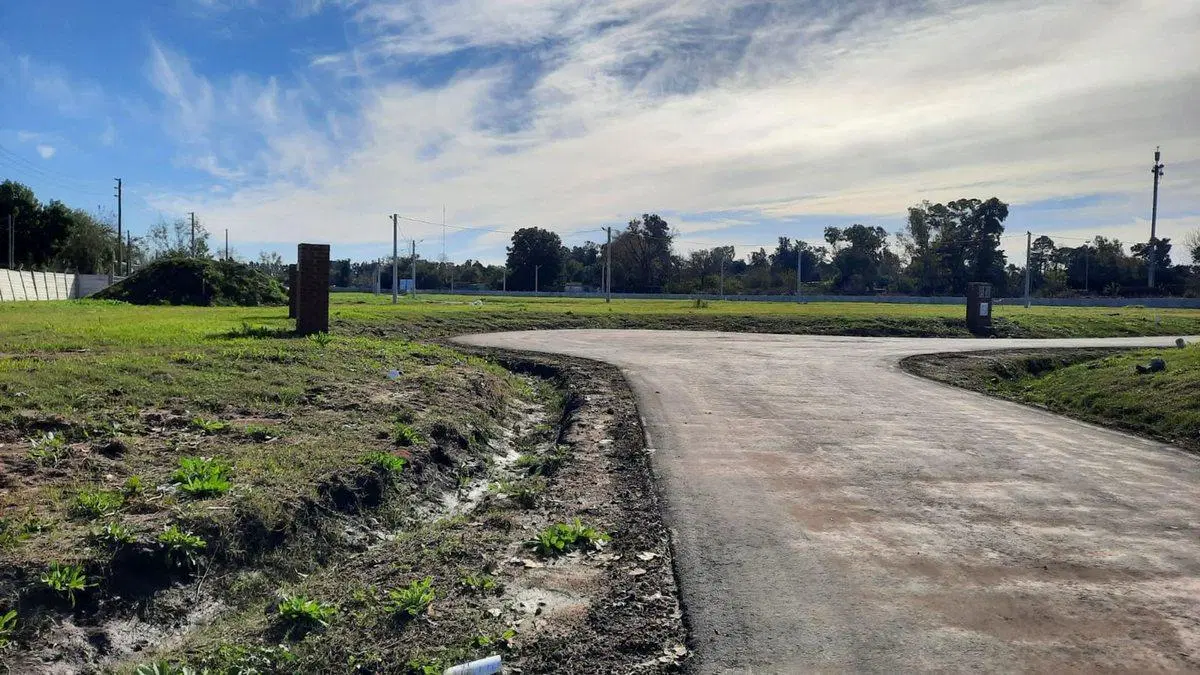 VENTA LOTE DEL VISO BARRIO PARQUE CASUARINAS 3