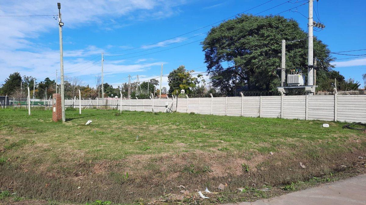 VENTA LOTE DEL VISO BARRIO PARQUE CASUARINAS