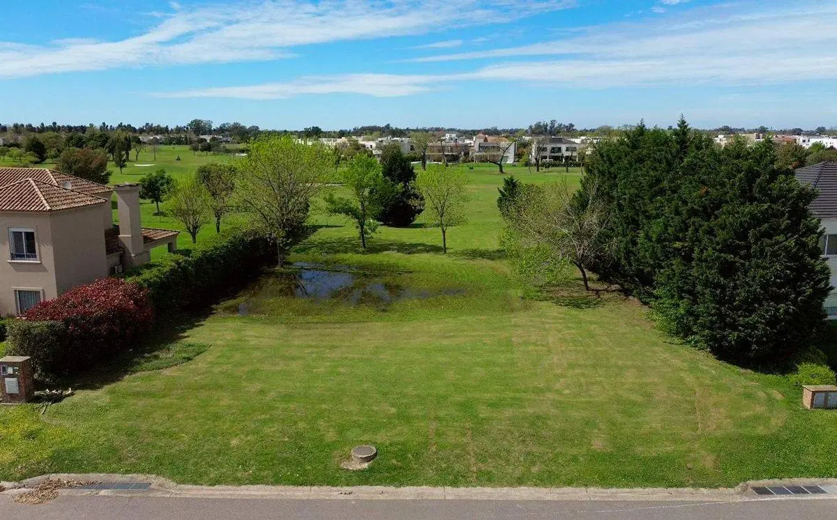 VENTA DE LOTE ESCOBAR HARAS SANTA MARIA LAS LOMAS 2
