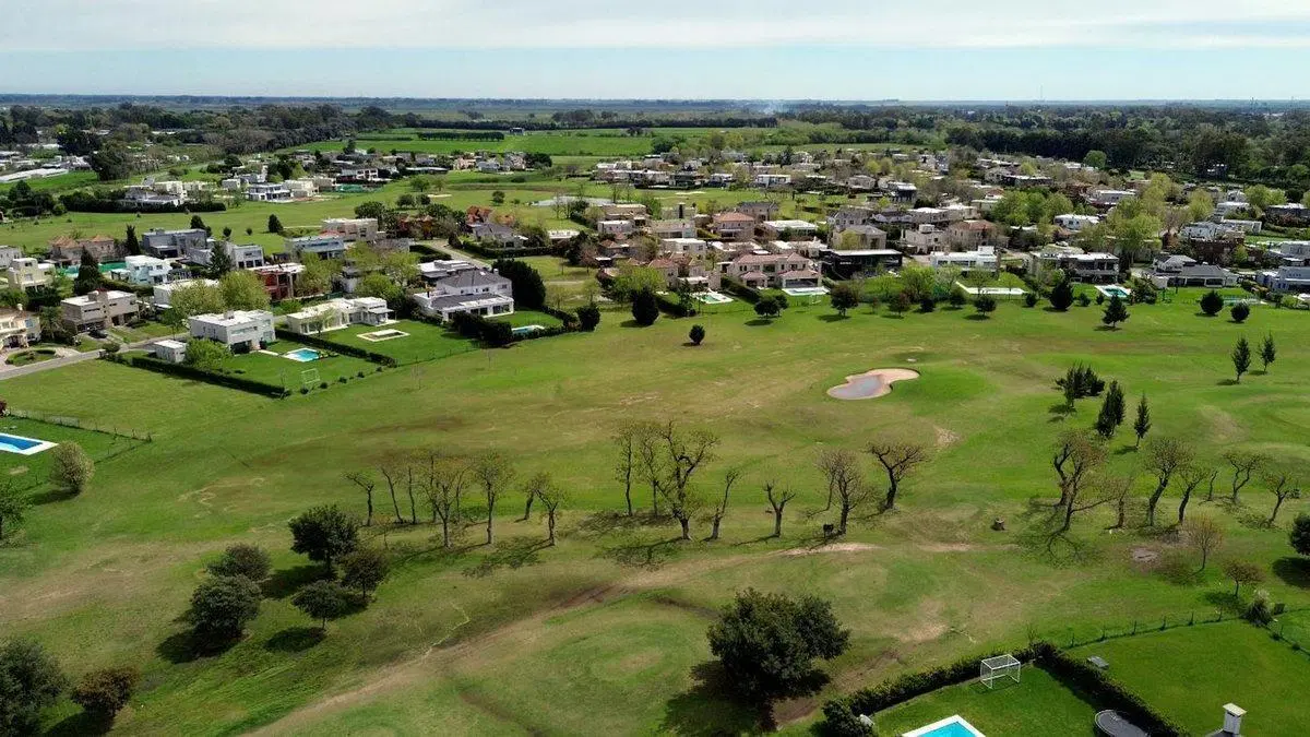 VENTA DE LOTE ESCOBAR HARAS SANTA MARIA LAS LOMAS 4