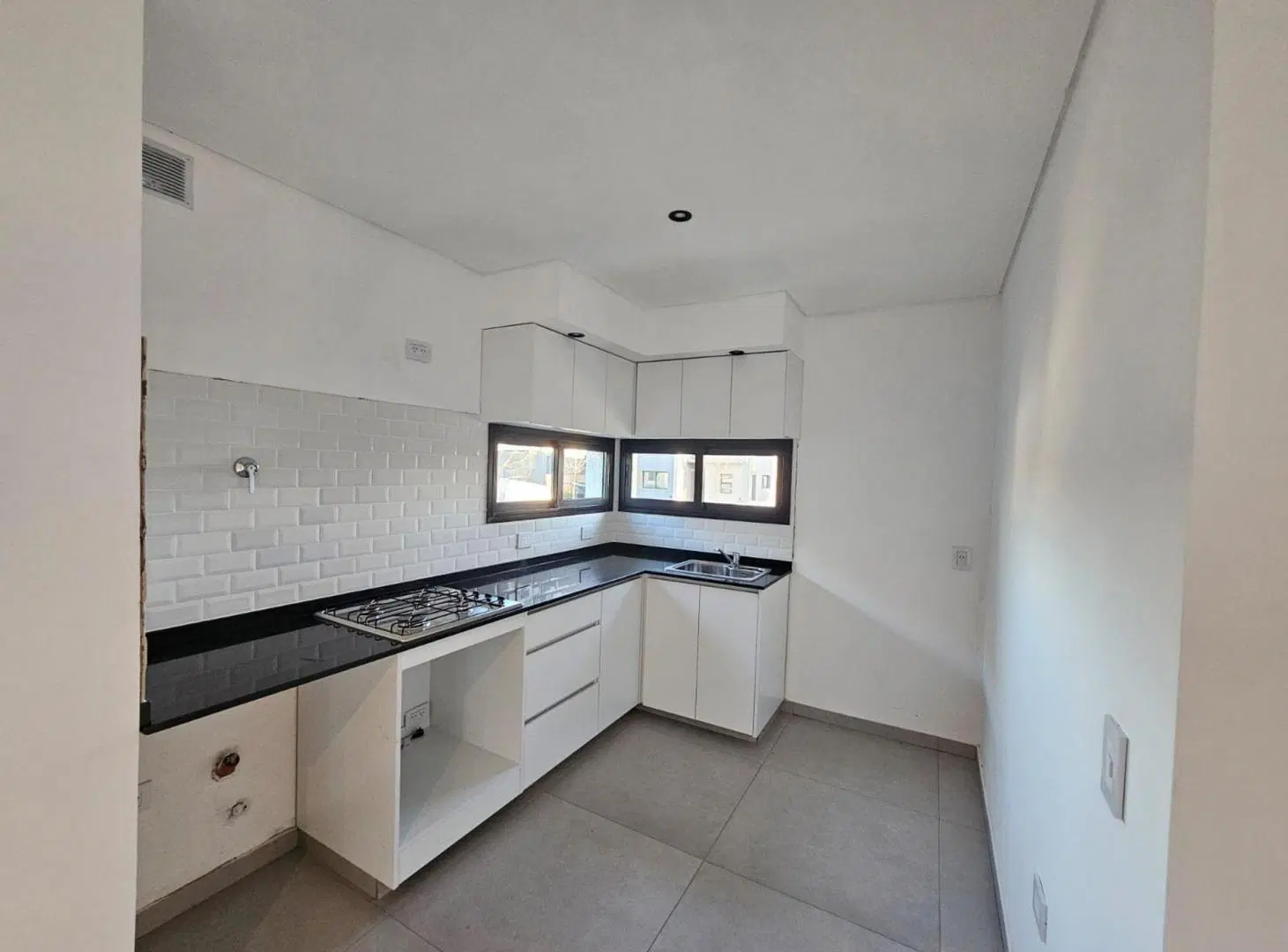 VENTA CASA 4 AMB SANTA LUCIA PILAR DEL ESTE 5