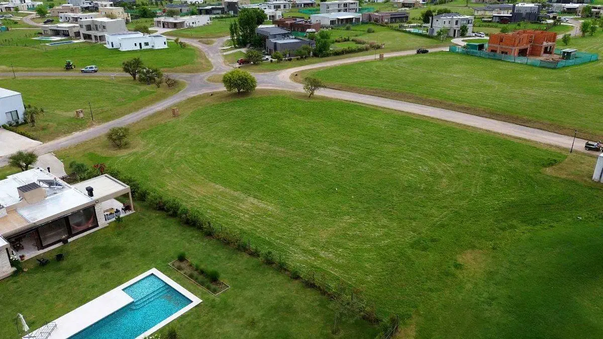 VENTA  MEDAL COUNTRY PILAR LOTE 1323 M2 FINANCIADO 5