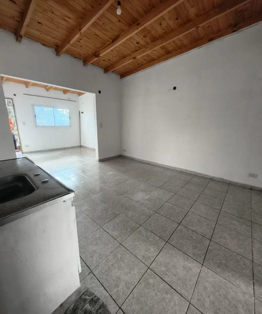 Venta Casa multifamiliar Solares del Norte Pilar 5