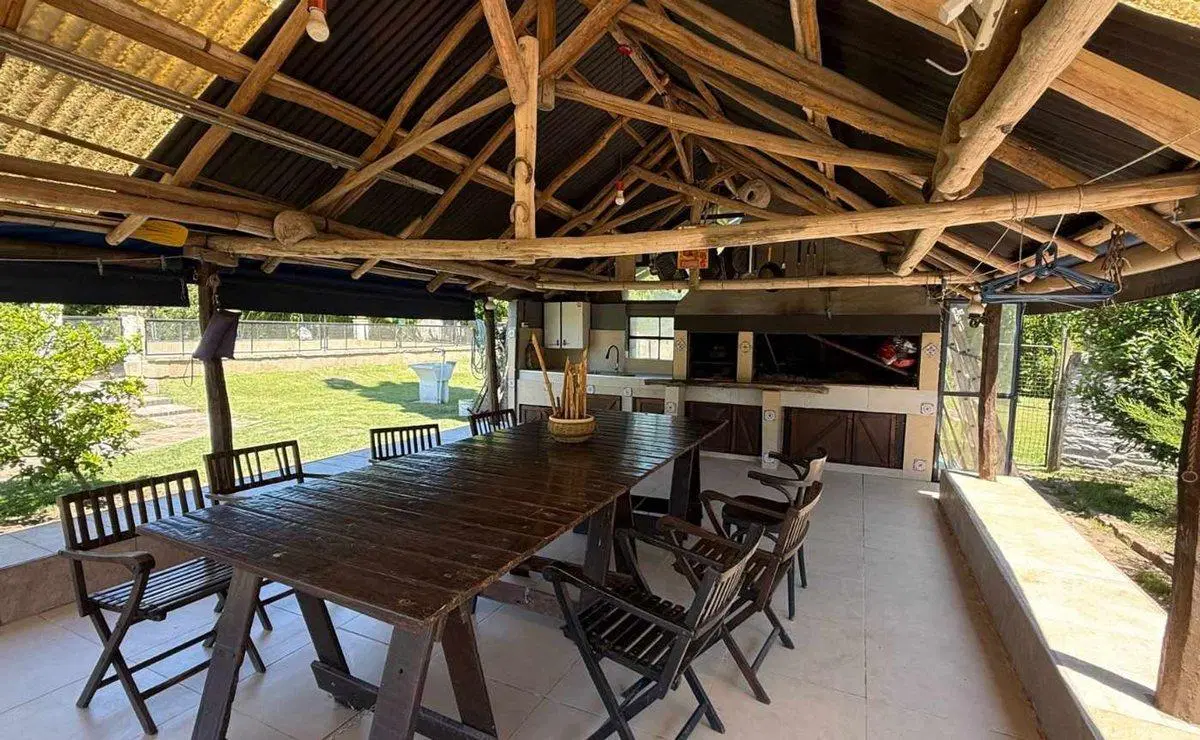 VENTA CASA QUINTA + CASA CASEROS  LA REJA MORENO 4