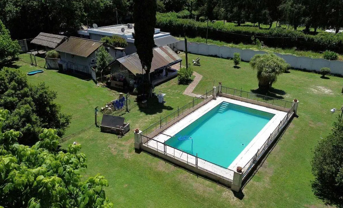 VENTA CASA QUINTA + CASA CASEROS  LA REJA MORENO 5