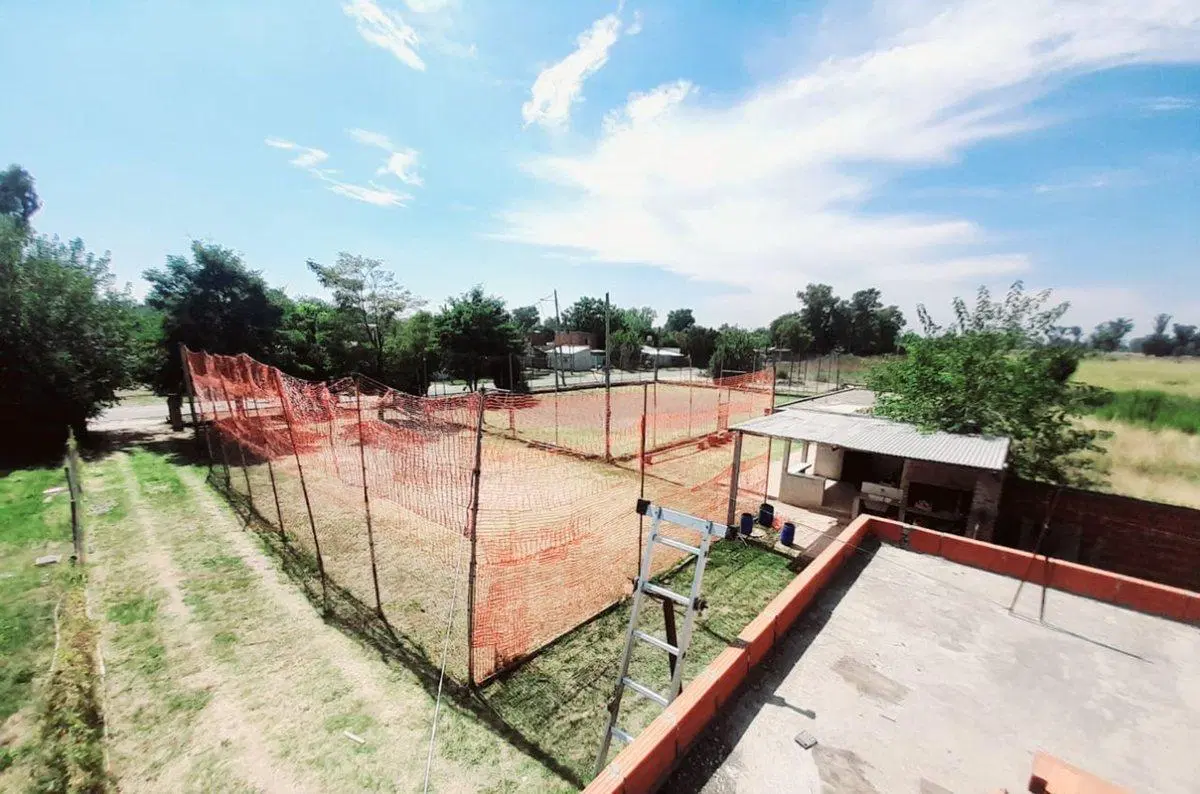 VENTA CASA CON DOS LOTES  DERQUI PILAR 5