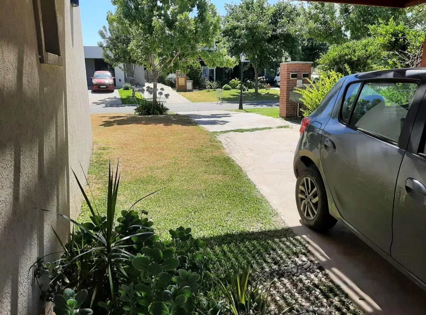 VENTA CASA BARRIO SAN EDUARDO PILAR DEL ESTE 8