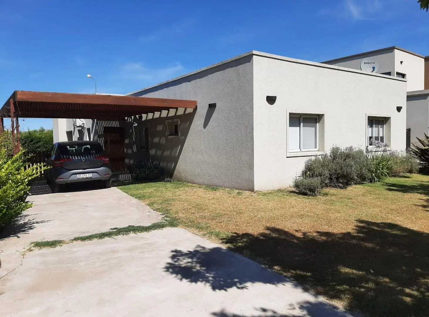 VENTA CASA BARRIO SAN EDUARDO PILAR DEL ESTE 5