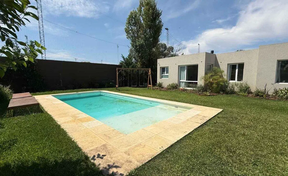 Venta Casa Amueblada Barrio Estudiantes Mercedes 4