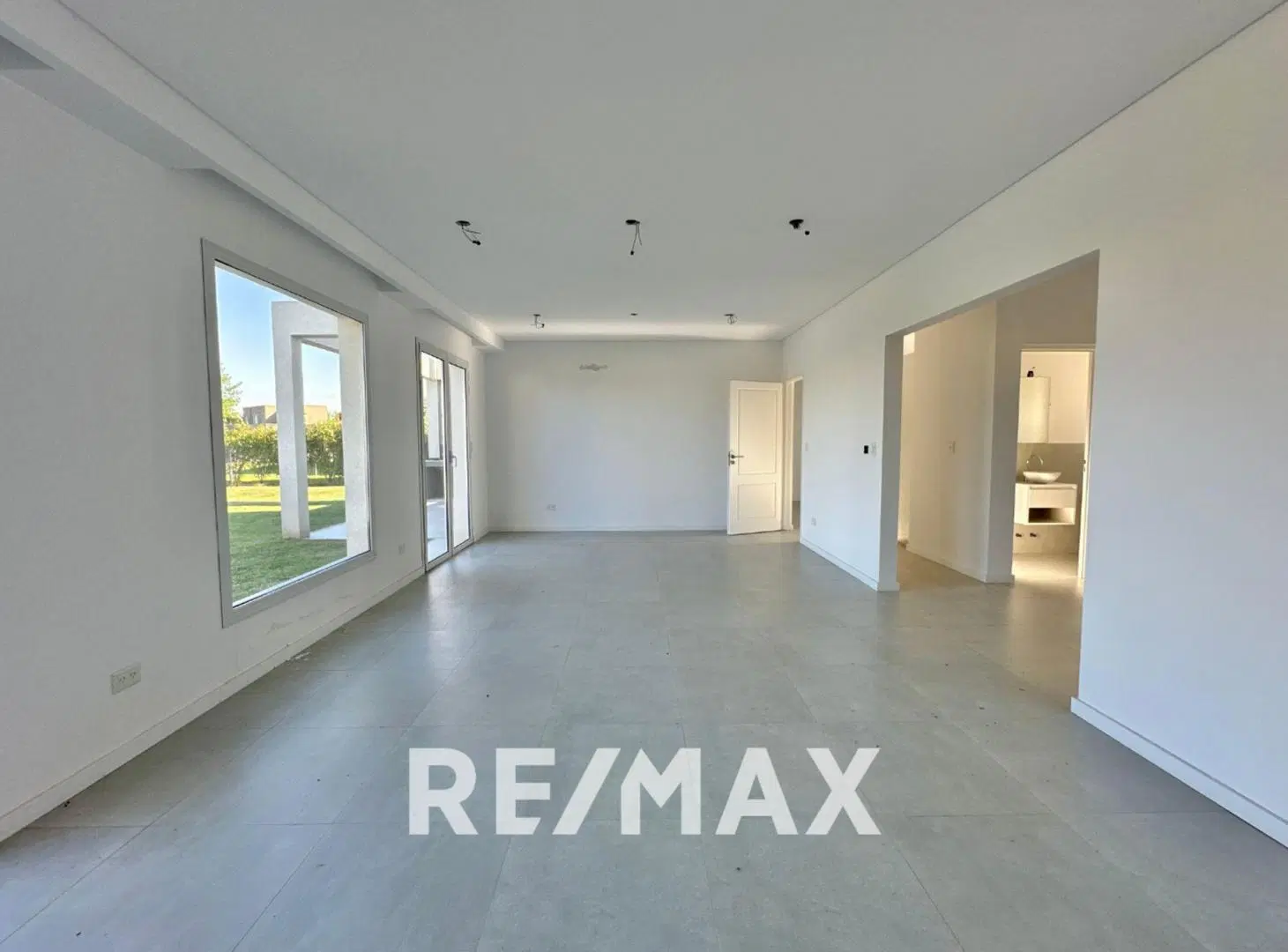 VENTA CASA 5AMB. A ESTRENAR EL CANTON GOLF FINANC 4