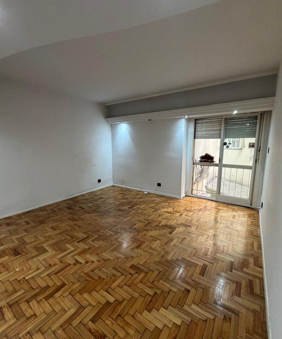 Foto de VENTA DEPARTAMENTO 2 AMBIENTES RECOLETA, imagen 3