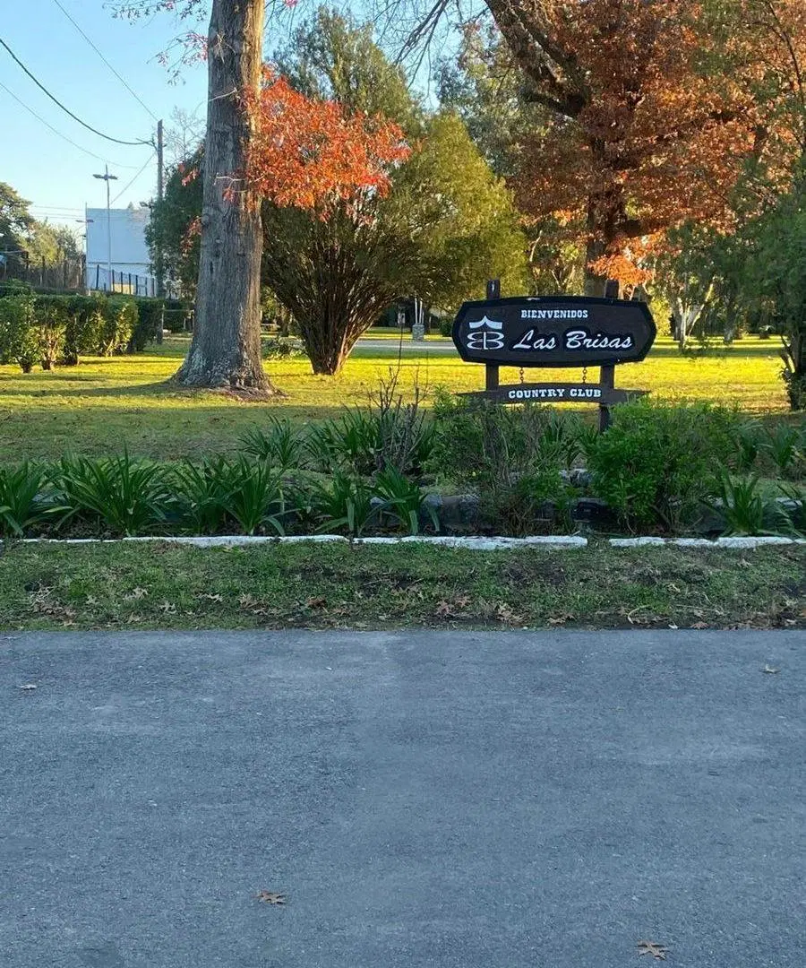 Venta lote en Pilar, Las Brisas Country Club 3