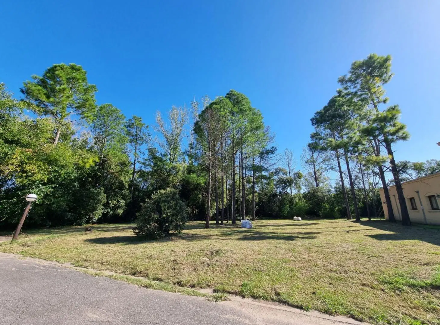VENTA LOTE 973m2 PILAR CON ESCRITURA cerca accesos 5