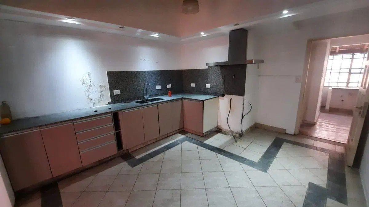 CASA EN VENTA 3 AMB JOSE C PAZ A RECICLAR 5
