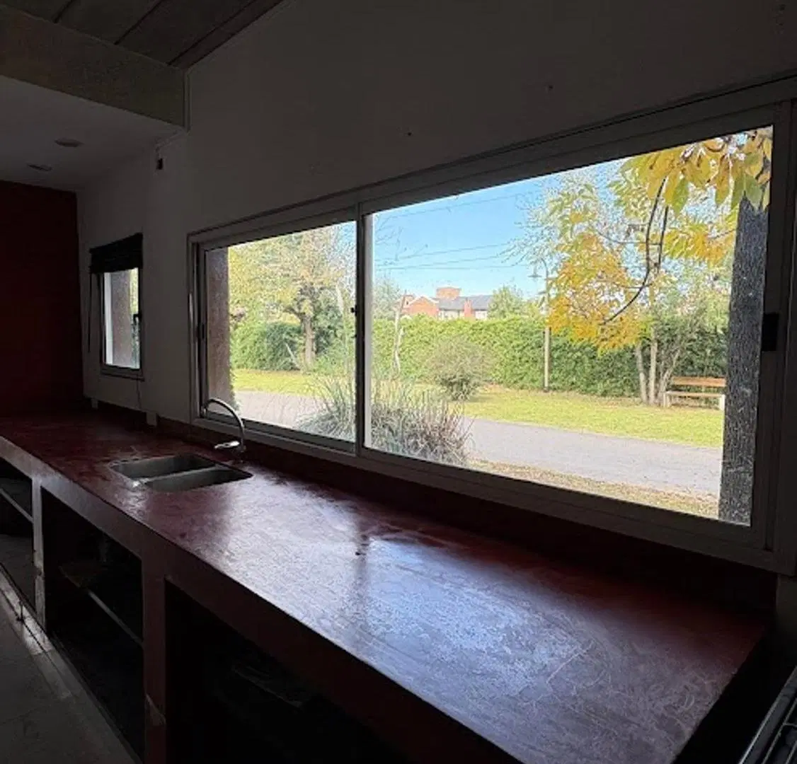 CASA 4 AMB. - PILETA - BARRIO PRIVADO - MANZANARES 3