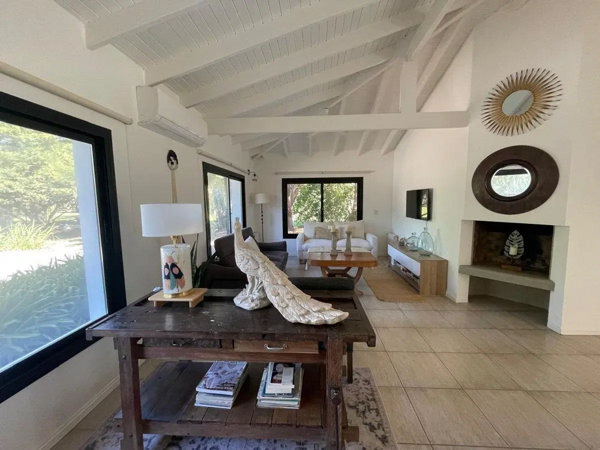 VENTA CASA EN CHACRAS DE MARTÍN FIERRO, CAPILLA 2