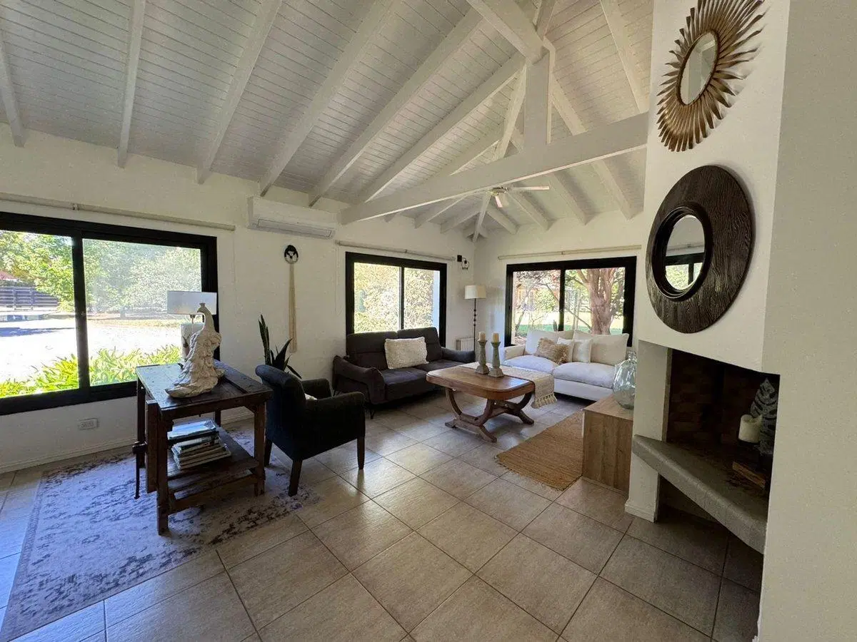 VENTA CASA EN CHACRAS DE MARTÍN FIERRO, CAPILLA 5