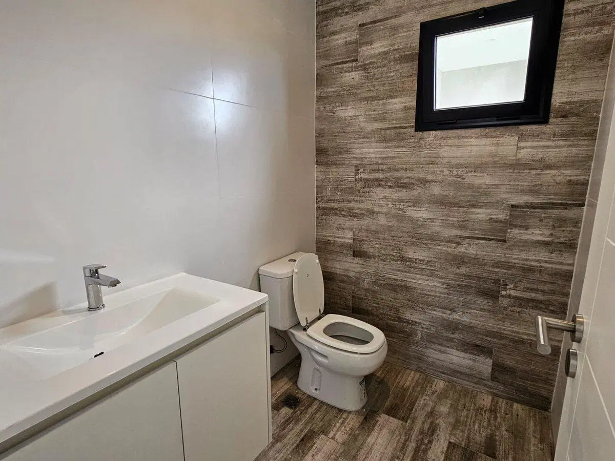 VENTA CASA 4 AMBIENTES BARRIO MONET LOS CARDALES 5