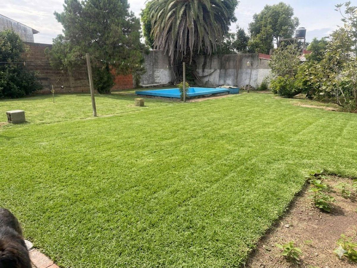 Foto de VENTA CASA 5 AMBIENTES ADOLFO SOURDEAUX, imagen 1