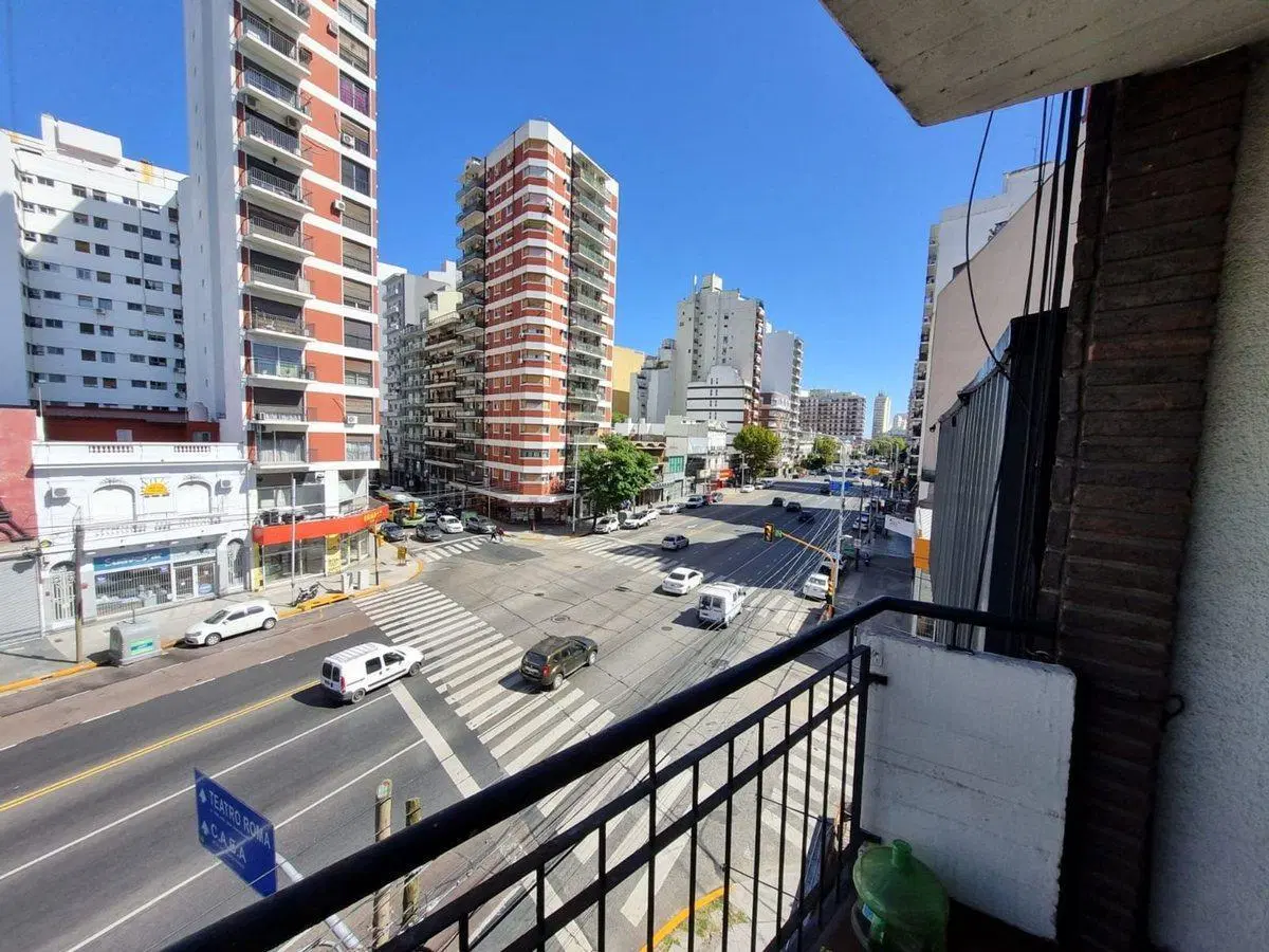 VENTA DEPARTAMENTO DOS AMBIENTES , AVELLANEDA . 5