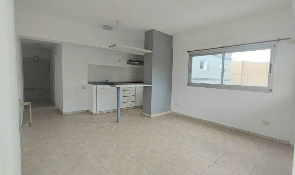 ALQUILER OFICINA RAMAL PILAR 5