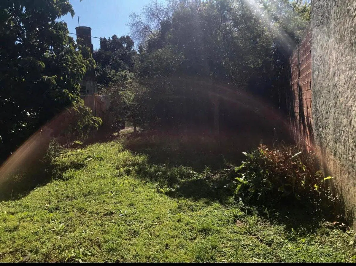 VENTA LOTE CON CASA A REFACCIONAR O DEMOLER MATHEU 4