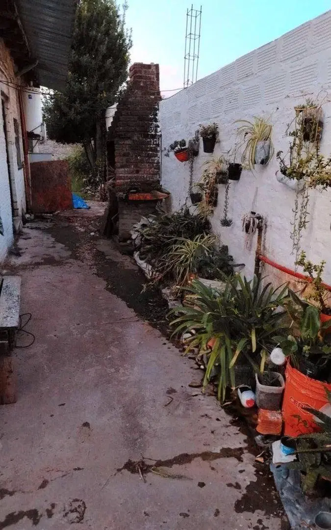 Venta casa 5 amb  Pte Derqui Pilar y local 8
