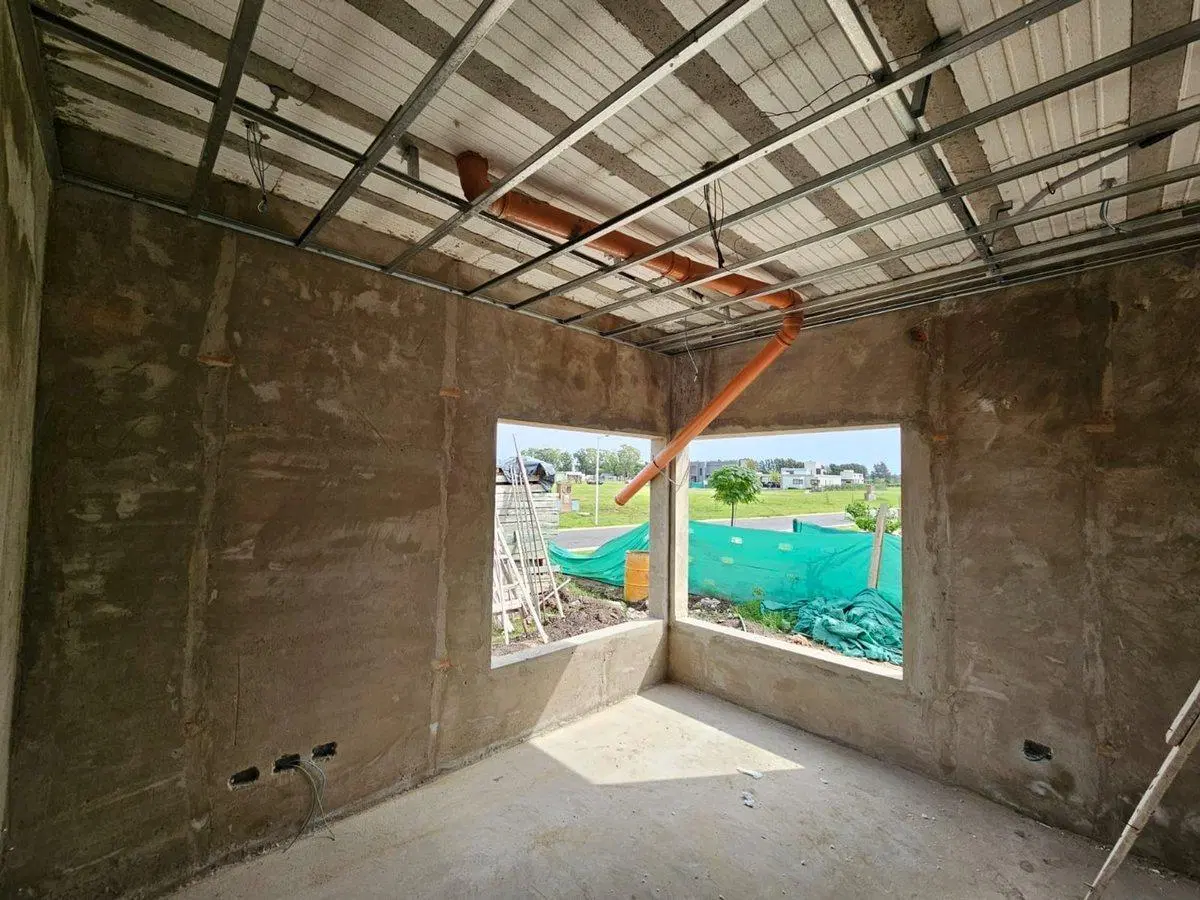 VENTA CASA 5 AMB BARRIO MONET LOS CARDALES 4
